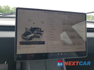 Zdjęcie 9 z 12 samochodu: 2024 TESLA MODEL 3 VIN:5YJ3E1EB9RF802155 - miniatura