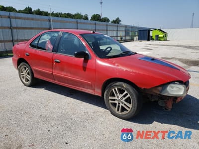 Czwarte zdjęcie samochodu z boku: 2004 CHEVROLET CAVALIER VIN:1G1JC52F247126103 - miniatura