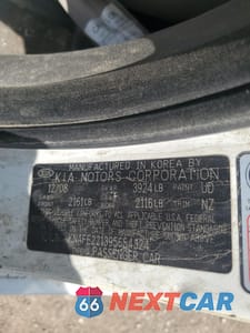 Zdjęcie 12 z 12 samochodu: 2009 KIA SPECTRA EX VIN:KNAFE221395654324 - miniatura
