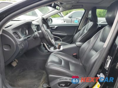 Zdjęcie 7 z 12 samochodu: 2014 VOLVO S60 T5 VIN:YV1612FH7E2281218 - miniatura