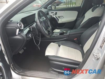 Zdjęcie 7 z 16 samochodu: 2021 MERCEDES-BENZ A 220 4MATIC VIN:W1K3G4FBXMJ291914 - miniatura