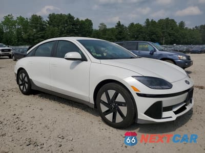 Czwarte zdjęcie samochodu z boku: 2024 HYUNDAI IONIQ 6 SE VIN:KMHM24AC6RA080063 - miniatura