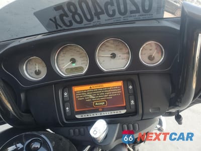 Zdjęcie 7 z 10 samochodu: 2015 HARLEY-DAVIDSON FLHXS STREET GLIDE SPECIAL VIN:1HD1KRM18FB614733 - miniatura