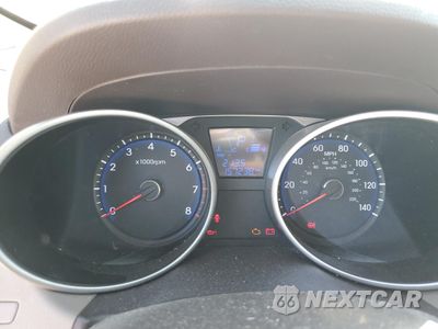 Zdjęcie 9 z 12 samochodu: 2014 HYUNDAI TUCSON GLS VIN:KM8JU3AG9EU881427 - miniatura