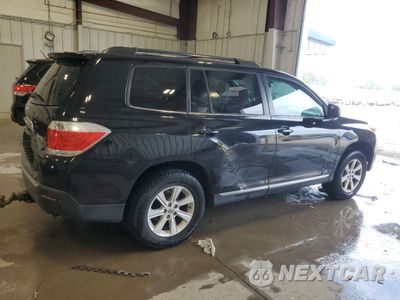 Trzecie zdjęcie samochodu z tyłu: 2012 TOYOTA HIGHLANDER BASE VIN:5TDBK3EH7CS146285 - miniatura