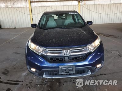 Piąte zdjęcie samochodu w środku: 2017 HONDA CR-V EX VIN:7FARW1H53HE011748 - miniatura