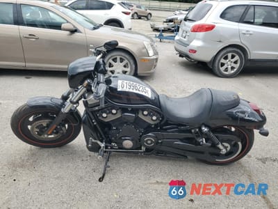 Trzecie zdjęcie samochodu z tyłu: 2007 HARLEY-DAVIDSON VRSCDX VIN:1HD1HHZ147K810509 - miniatura