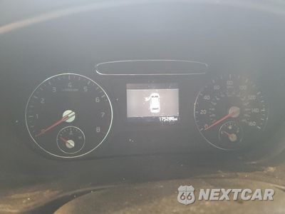 Zdjęcie 9 z 15 samochodu: 2019 KIA SORENTO LX VIN:5XYPGDA59KG486963 - miniatura