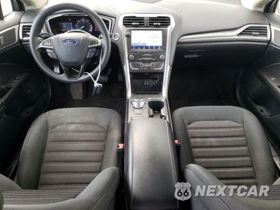 Zdjęcie 8 z 12 samochodu: 2019 FORD FUSION SE VIN:3FA6P0LU2KR124820 - miniatura