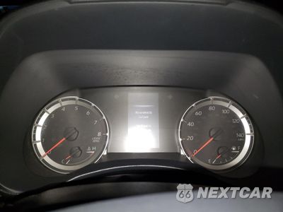 Zdjęcie 9 z 13 samochodu: 2021 TOYOTA HIGHLANDER L VIN:5TDZZRAH3MS074618 - miniatura