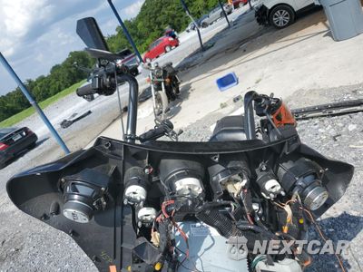 Piąte zdjęcie samochodu w środku: 2008 HARLEY-DAVIDSON FLHX VIN:1HD1KB4148Y663998 - miniatura