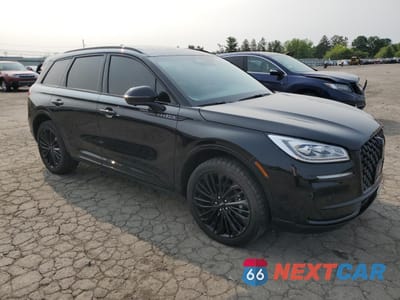 Czwarte zdjęcie samochodu z boku: 2023 LINCOLN CORSAIR RESERVE VIN:5LMCJ2DA2PUL23132 - miniatura