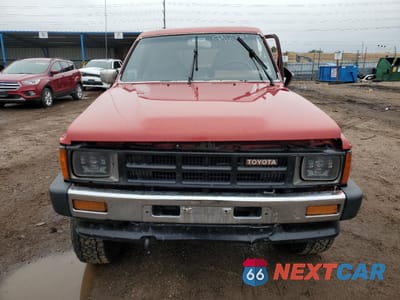 Piąte zdjęcie samochodu w środku: 1986 TOYOTA 4RUNNER RN60 VIN:JT4RN62DXG0016244 - miniatura