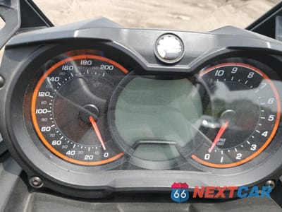 Zdjęcie 7 z 8 samochodu: 2017 CAN-AM SPYDER ROADSTER F3 VIN:2BXRDCD26HV000005 - miniatura
