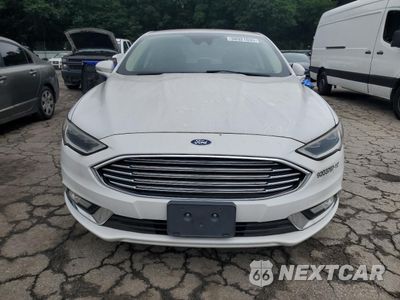 Piąte zdjęcie samochodu w środku: 2017 FORD FUSION SE HYBRID VIN:3FA6P0LUXHR400721 - miniatura