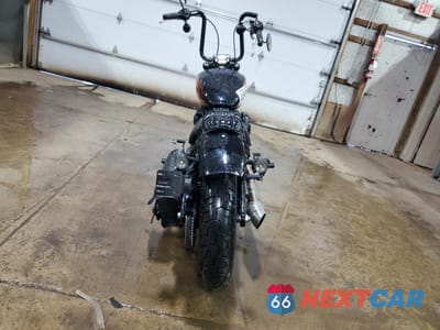 Czwarte zdjęcie samochodu z boku: 2022 HARLEY-DAVIDSON FXBBS VIN:1HD1YYK1XNB015455 - miniatura
