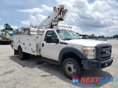 Czwarte zdjęcie samochodu z boku: 2015 FORD F450 SUPER DUTY VIN:1FDUF4GY3FEC05340 - miniatura