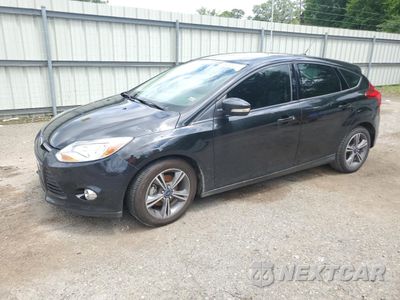2014 FORD FOCUS SE 1FADP3K2XEL383678 - główne zdjęcie licytacji z USA - miniatura