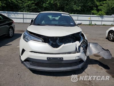Piąte zdjęcie samochodu w środku: 2019 TOYOTA C-HR XLE VIN:NMTKHMBX3KR079200 - miniatura