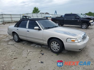 Czwarte zdjęcie samochodu z boku: 2008 MERCURY GRAND MARQUIS LS VIN:2MEHM75V68X604555 - miniatura
