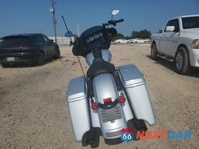Czwarte zdjęcie samochodu z boku: 2023 HARLEY-DAVIDSON FLHXS VIN:1HD1KRP13PB654389 - miniatura