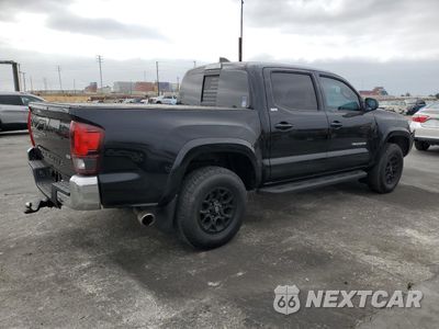 Trzecie zdjęcie samochodu z tyłu: 2020 TOYOTA TACOMA DOUBLE CAB VIN:3TMAZ5CN6LM130252 - miniatura