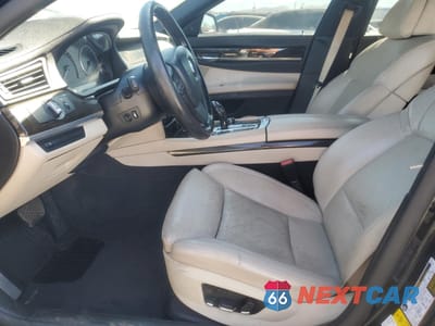 Zdjęcie 7 z 14 samochodu: 2012 BMW 750 LI VIN:WBAKB8C58CC963205 - miniatura