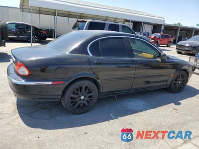 Trzecie zdjęcie samochodu z tyłu: 2003 JAGUAR X-TYPE 2.5 VIN:SAJEA51D43XC94231 - miniatura