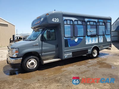 2022 FORD ECONOLINE E450 SUPER DUTY CUTAWAY VAN 1FDFE4FN4NDC37754 - główne zdjęcie licytacji z USA - miniatura