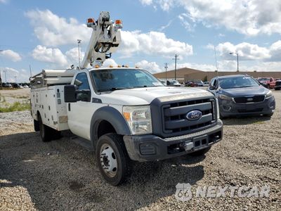 Czwarte zdjęcie samochodu z boku: 2013 FORD F450 SUPER DUTY VIN:1FDUF4GY9DEA42965 - miniatura