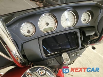 Zdjęcie 7 z 10 samochodu: 2019 HARLEY-DAVIDSON FLHX VIN:1HD1KBC11KB675280 - miniatura