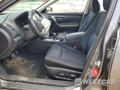 Zdjęcie 7 z 14 samochodu: 2017 NISSAN ALTIMA 2.5 VIN:1N4AL3AP1HC112735 - miniatura