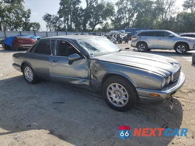 Czwarte zdjęcie samochodu z boku: 2003 JAGUAR XJ8 VIN:SAJDA14C33LF57646 - miniatura