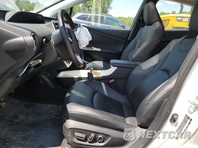 Zdjęcie 7 z 13 samochodu: 2016 TOYOTA PRIUS VIN:JTDKARFU6G3001411 - miniatura