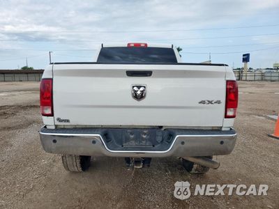 Zdjęcie 6 z 12 samochodu: 2015 RAM 2500 ST VIN:3C6UR5CJXFG710480 - miniatura