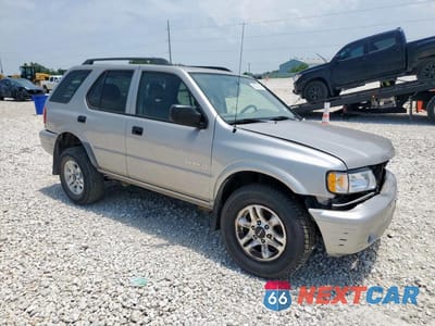Czwarte zdjęcie samochodu z boku: 2004 ISUZU RODEO S VIN:4S2CK58W044303313 - miniatura