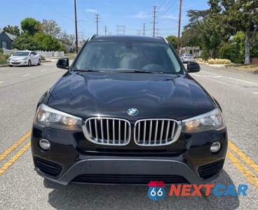 Zdjęcie 7 z 10 samochodu: 2017 BMW X3 SDRIVE28I VIN:5UXWZ7C36H0V86731 - miniatura