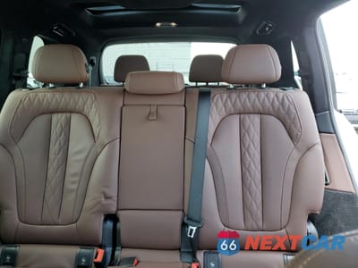 Zdjęcie 10 z 15 samochodu: 2024 BMW X7 XDRIVE40I VIN:5UX23EM00R9S72496 - miniatura