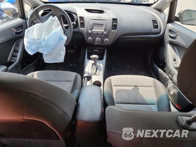 Zdjęcie 8 z 13 samochodu: 2016 KIA FORTE LX VIN:KNAFX4A67G5609175 - miniatura