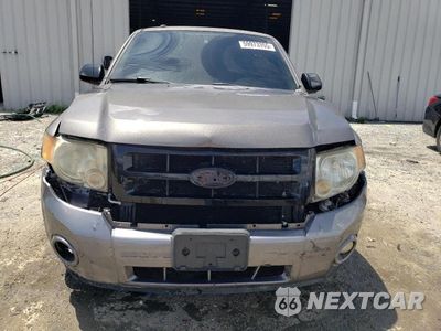 Piąte zdjęcie samochodu w środku: 2012 FORD ESCAPE XLT VIN:1FMCU0DG3CKA71982 - miniatura