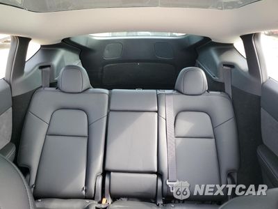 Zdjęcie 10 z 14 samochodu: 2025 TESLA MODEL Y VIN:7SAYGDEE6SA361053 - miniatura