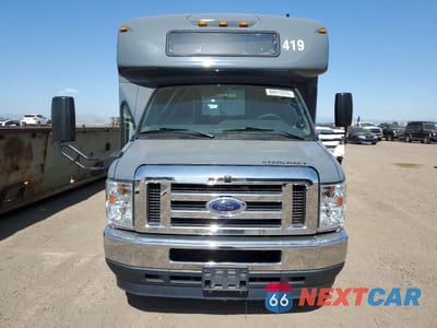 Piąte zdjęcie samochodu w środku: 2022 FORD ECONOLINE E450 SUPER DUTY CUTAWAY VAN VIN:1FDFE4FN0NDC37752 - miniatura