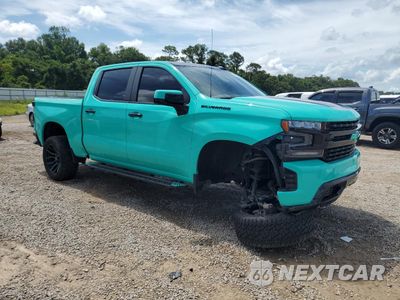 Czwarte zdjęcie samochodu z boku: 2020 CHEVROLET SILVERADO C1500 LT VIN:3GCPWCED6LG136529 - miniatura