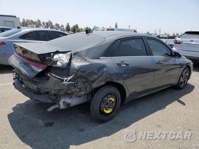 Trzecie zdjęcie samochodu z tyłu: 2024 HYUNDAI ELANTRA SEL VIN:KMHLS4DG2RU642954 - miniatura