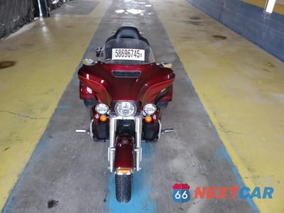 Piąte zdjęcie samochodu w środku: 2017 HARLEY-DAVIDSON FLHTCUTG TRI GLIDE ULTRA VIN:1HD1MAD12HB858005 - miniatura