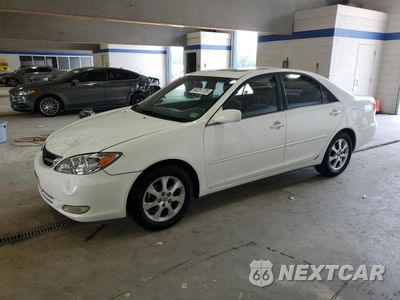 2004 TOYOTA CAMRY LE JTDBE32K740281651 - główne zdjęcie licytacji z USA - miniatura
