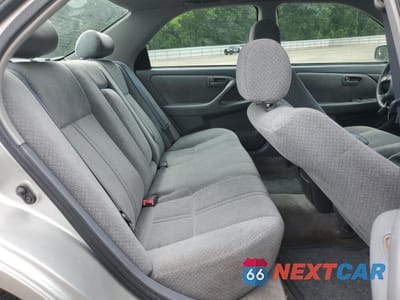 Zdjęcie 10 z 12 samochodu: 2001 TOYOTA CAMRY CE VIN:4T1BG22K51U029661 - miniatura