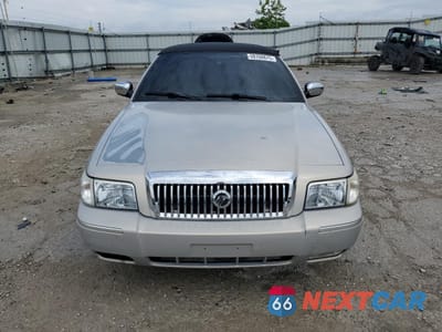 Piąte zdjęcie samochodu w środku: 2008 MERCURY GRAND MARQUIS LS VIN:2MEHM75V68X604555 - miniatura