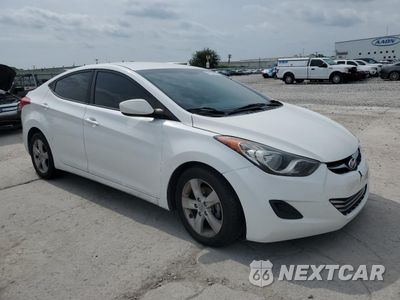 Czwarte zdjęcie samochodu z boku: 2013 HYUNDAI ELANTRA GLS VIN:5NPDH4AE5DH373247 - miniatura