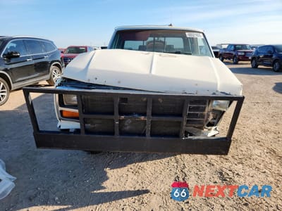 Piąte zdjęcie samochodu w środku: 1986 FORD F150 VIN:1FTEX15H0GKC60660 - miniatura